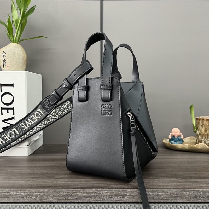 l*ew* handle bags